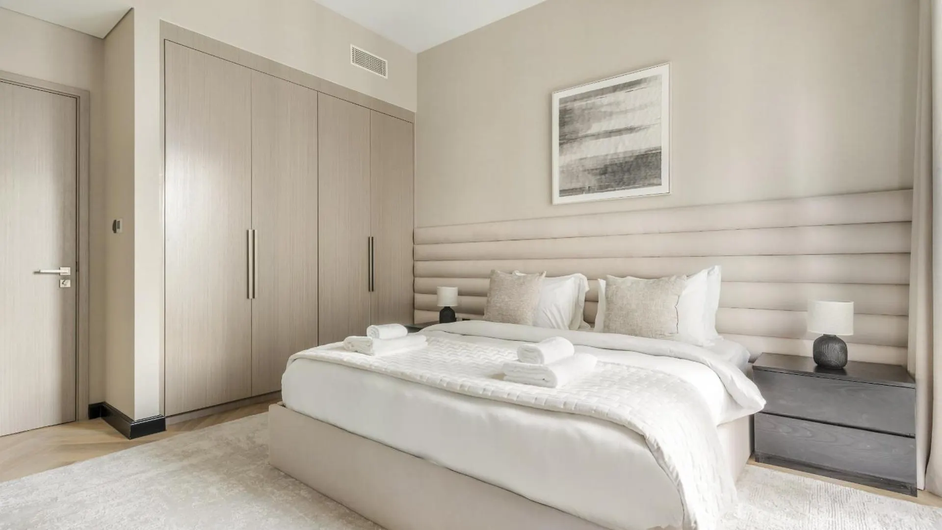 Vayk - Sophisticated 2Bd Stay In Prime Downtown Location Dubai