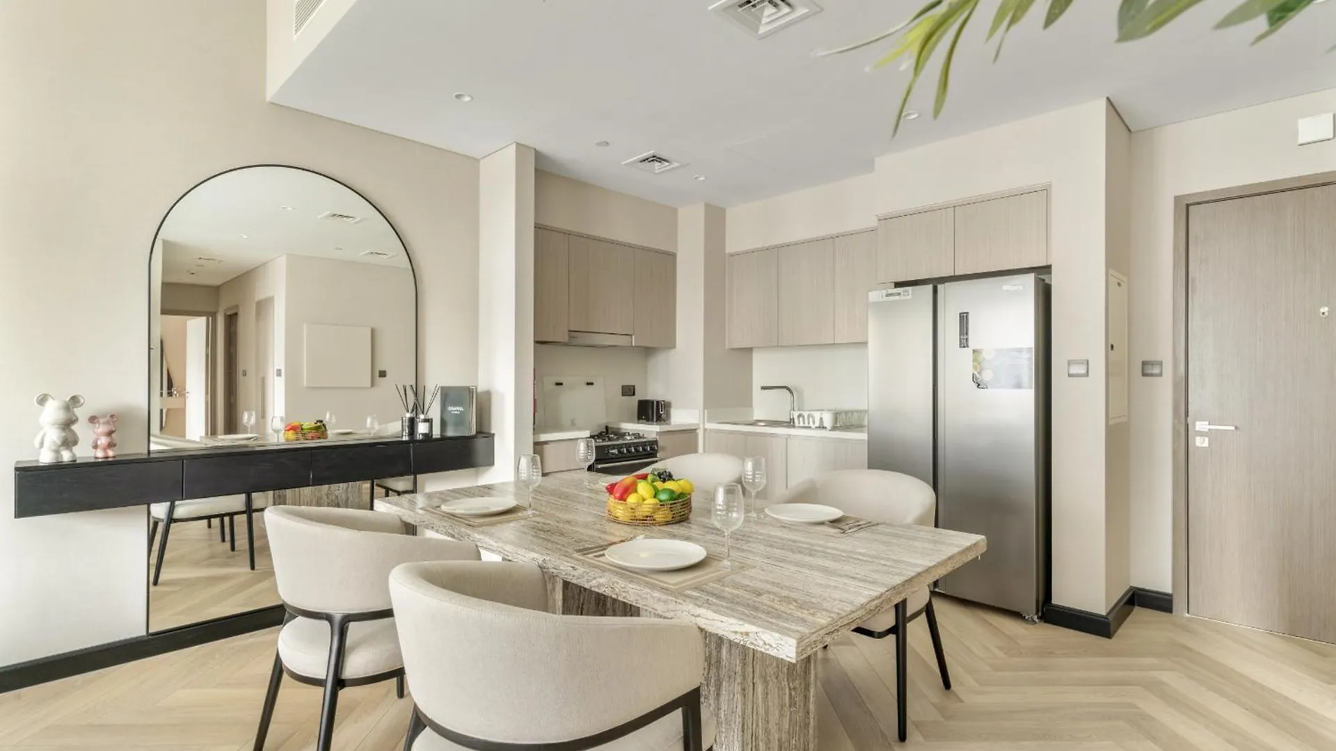 Apartment Vayk - Sophisticated 2Bd Stay In Prime Downtown Location Dubai